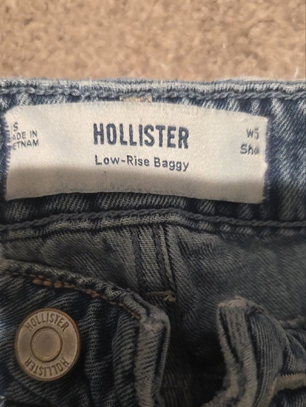 Hollister Women's Wide Leg Jeans in Light Blue Denim - Picture 2 of 10